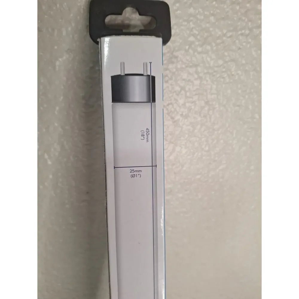 Interpet Tropical & Marine Daylight 18' 15 W Florescent Tube Enhances Fish Color